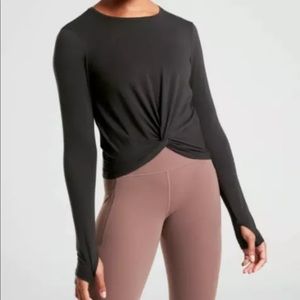 Athleta Essence Twist Top